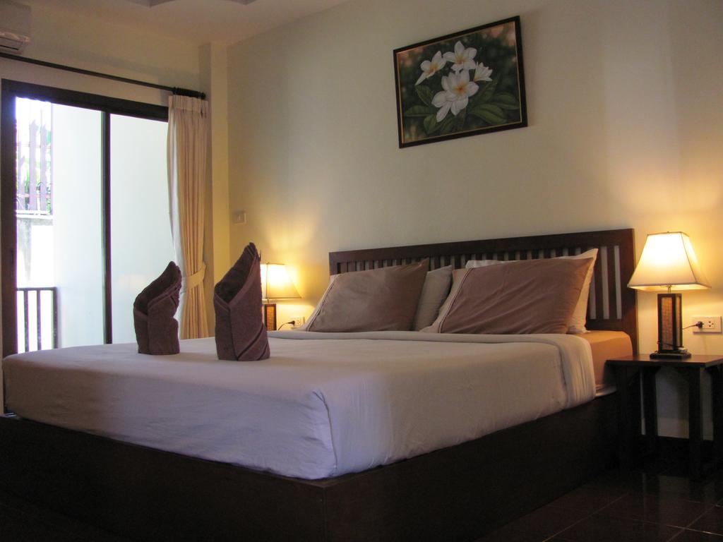 Riverside House Hotel Čiang Mai Pokoj fotografie